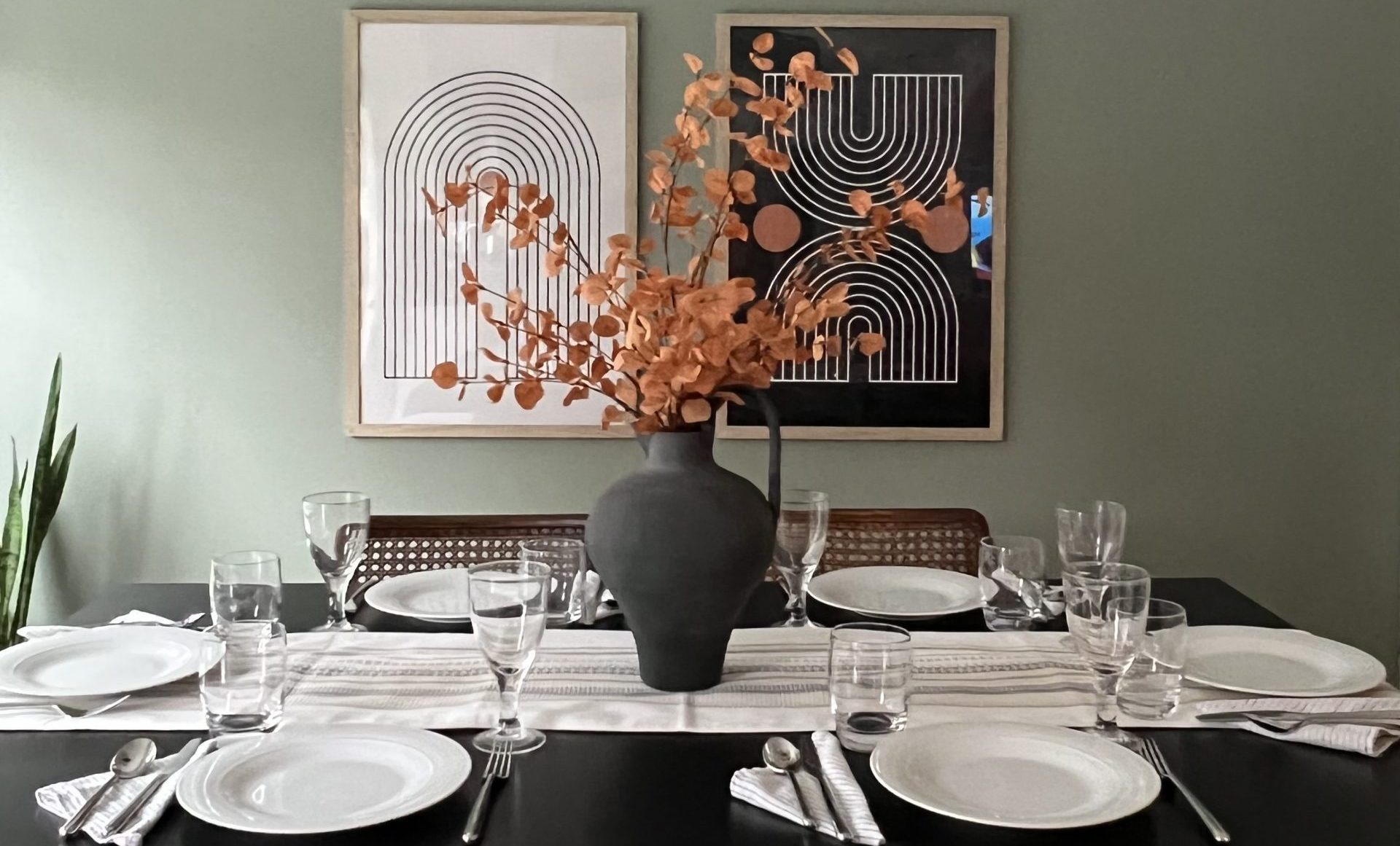 Dining Room Tablescape